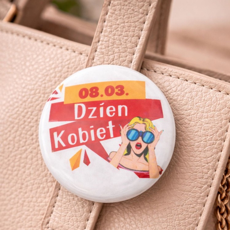 przypinki-dzien-kobiet-4.jpg
